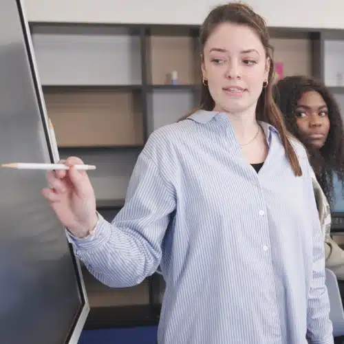 cours a l'Académie Grandir