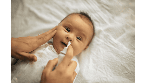 TUTO : Lavage de nez à la seringue pour bébé et jeune enfant 